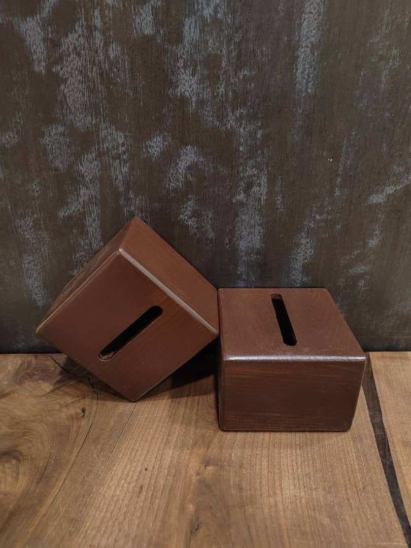 جعبه دستمال مربع  رنگ ماهگونی قابل شستشو